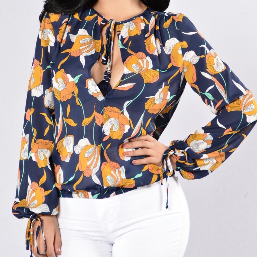 Essue Floral Top